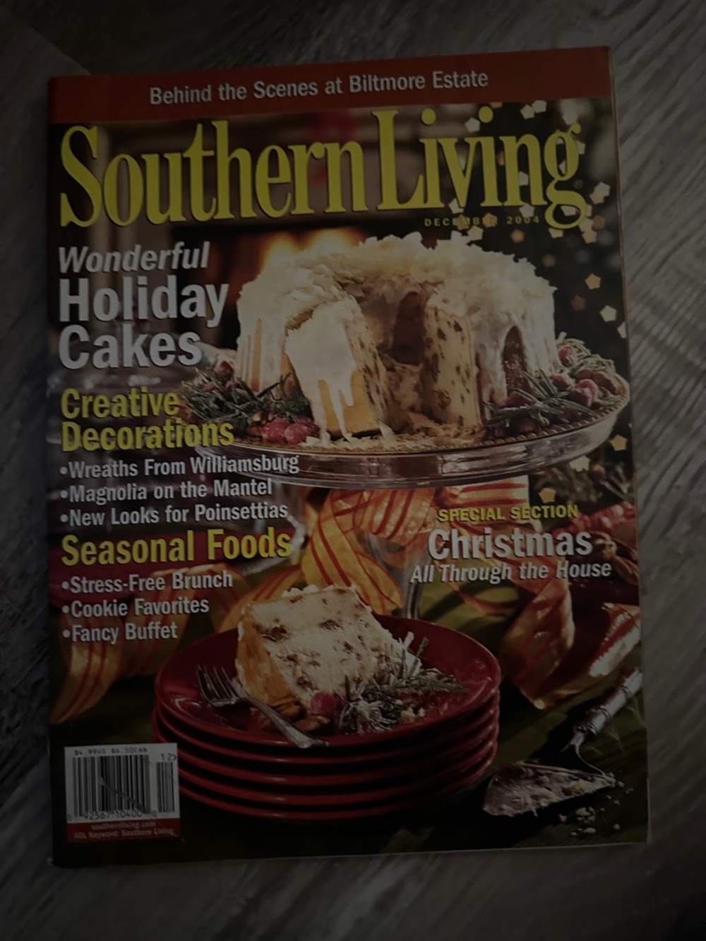 Southern Living Holiday Cakes Cover in Yellow and Red Accents